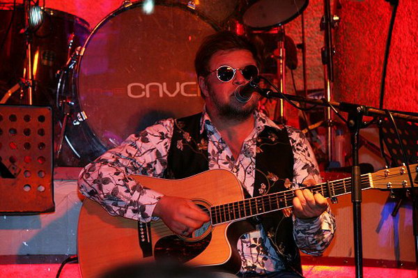 Фотографии с концерта Бориса Гребенщикова в Гонконге Фотографии с концерта Бориса Гребенщикова в Гонконге